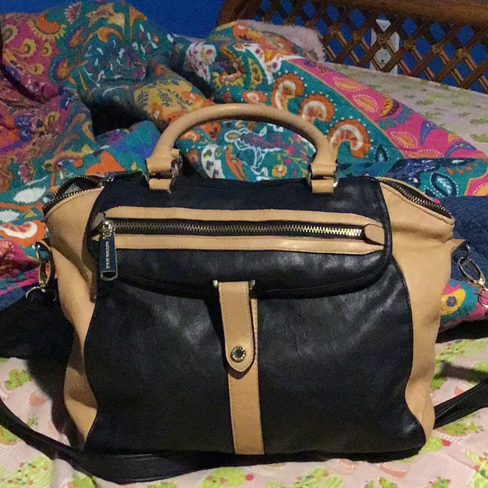 Steve madden leather looking tote purse